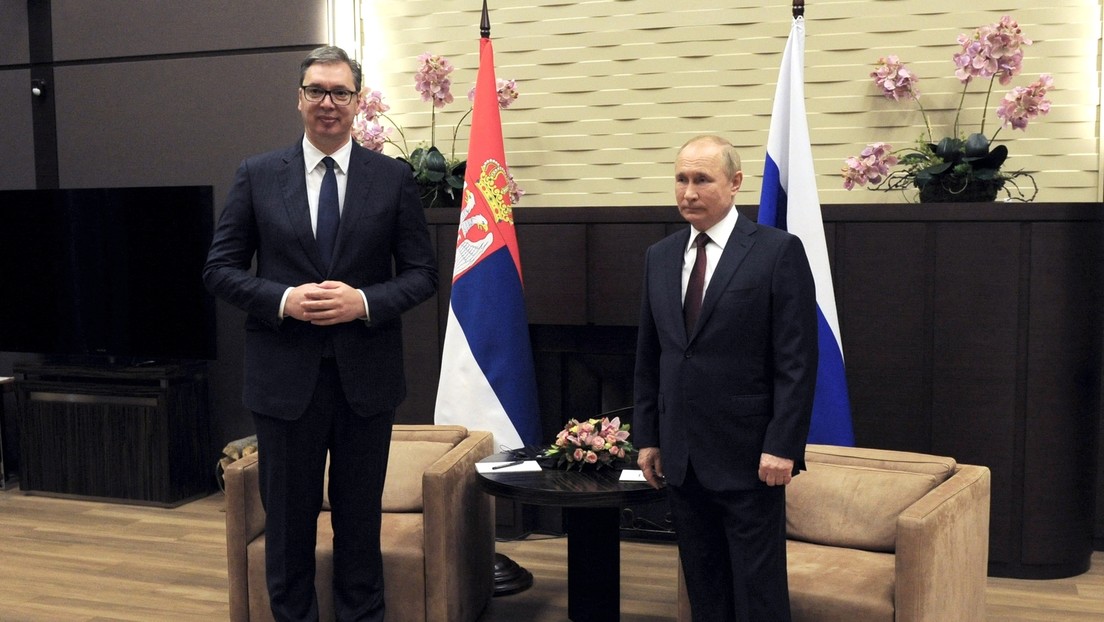 Bericht: Deutschland fordert Serbien auf, sich zwischen Russland und der EU zu entscheiden