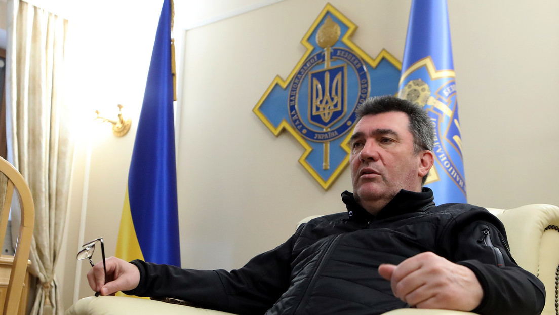 "Politische Ukrainer" - Wie ethnische Russen in der Umgebung von Selenskij Russophobie betreiben
