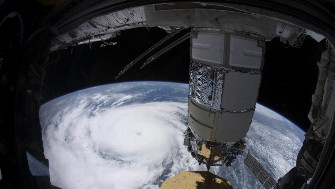 LIVE: 3,7 Tonnen Material an Bord – "Cygnus"-Frachter dockt an Internationaler Raumstation (ISS) an