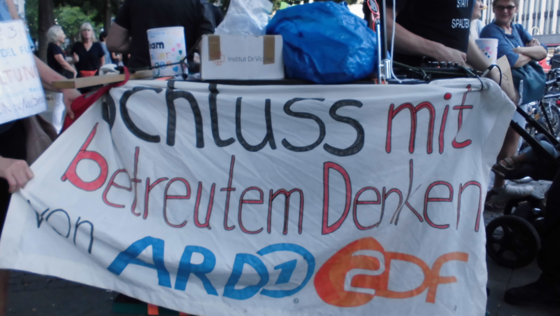 Medienaktivisten fordern von ARD-Chef Tom Buhrow Beteiligung am Runden Tisch