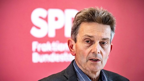 Kiew setzt SPD-Fraktionschef Mützenich auf Terrorliste