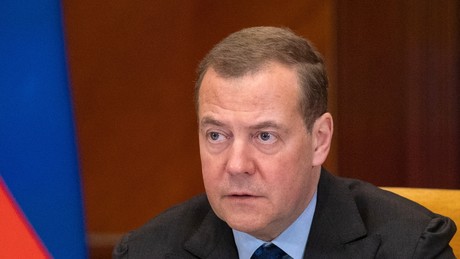 Liveticker Ukraine-Krieg: Dmitri Medwedew sieht euro-atlantische Ehe vor "hässlicher Scheidung"