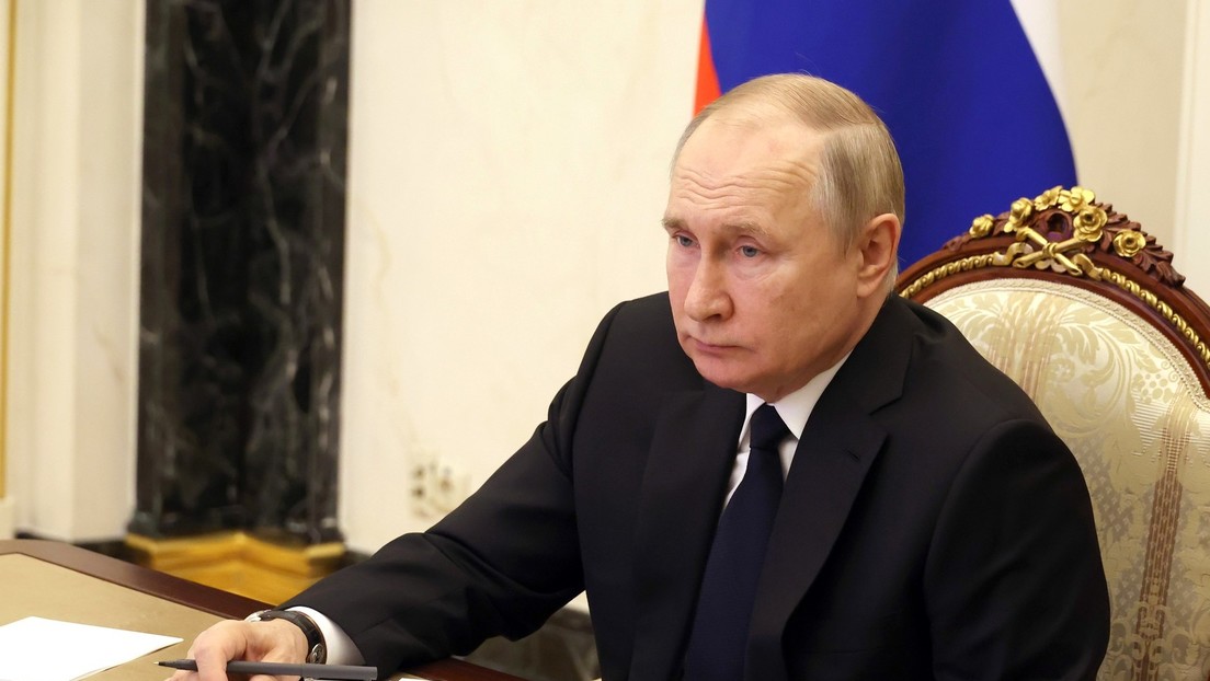 LIVE: Putin und Mitglieder des Staatsrates diskutieren über Jugendpolitik