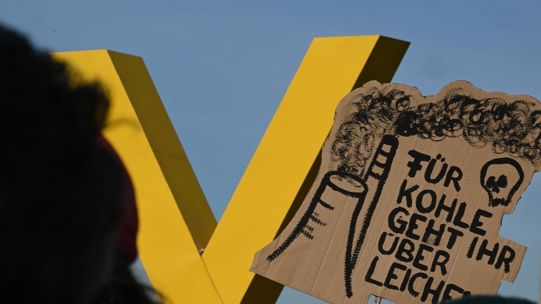 RWE-Chef appelliert an Klima-Aktivisten: Keine Gewalt in Lützerath