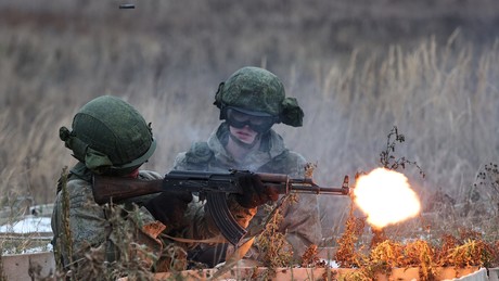 Nach Auswertung der Erfahrungen in der Ukraine – Russland baut seine Streitkräfte aus und um