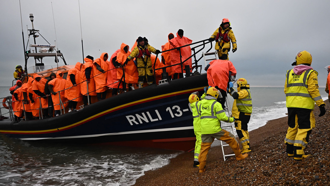Großbritannien: Rekordzahl von Migranten kam 2022 auf dem Seeweg