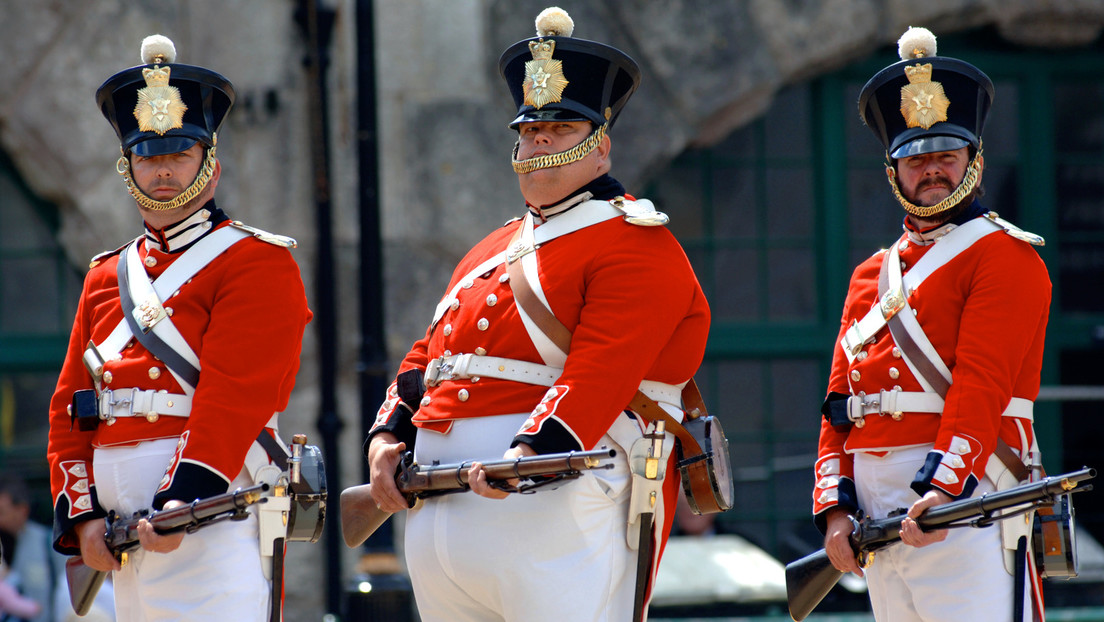Jeder vierte britische Soldat ist übergewichtig: Folgen der Bewegung "Body Positivity"?