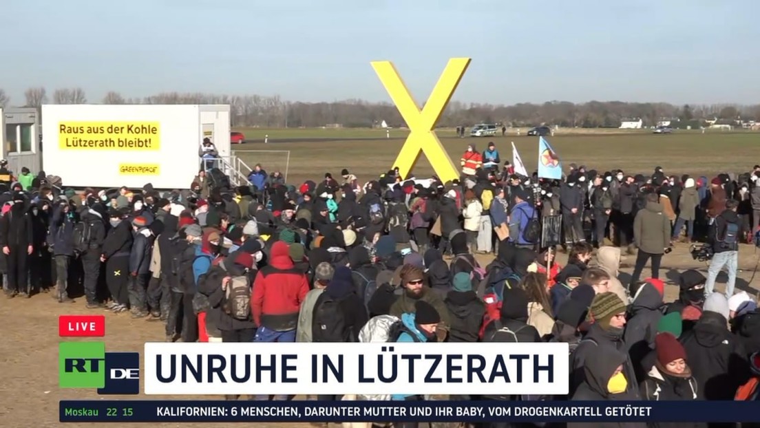 Zusammenstöße in Lützerath: Polizei setzte Tränengas gegen Klima-Aktivisten ein