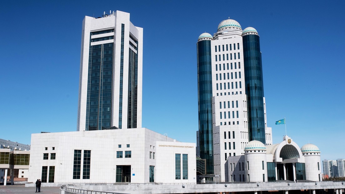 Vorgezogene Parlamentswahl in Kasachstan: Präsident löst Unterhaus auf