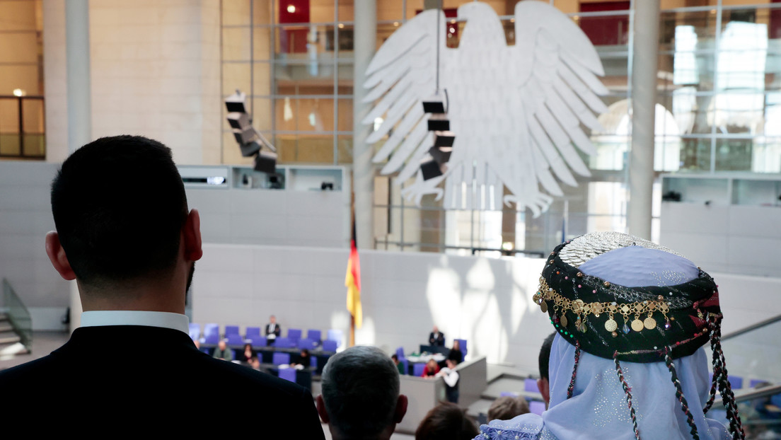 Bundestag erkennt Verbrechen gegen Jesiden als Völkermord an