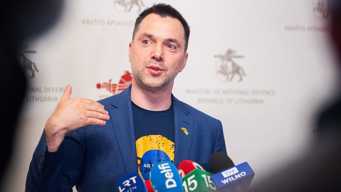 Selenskij-Berater Arestowitsch nach Rücktritt: "Sieg der Ukraine keineswegs sicher"