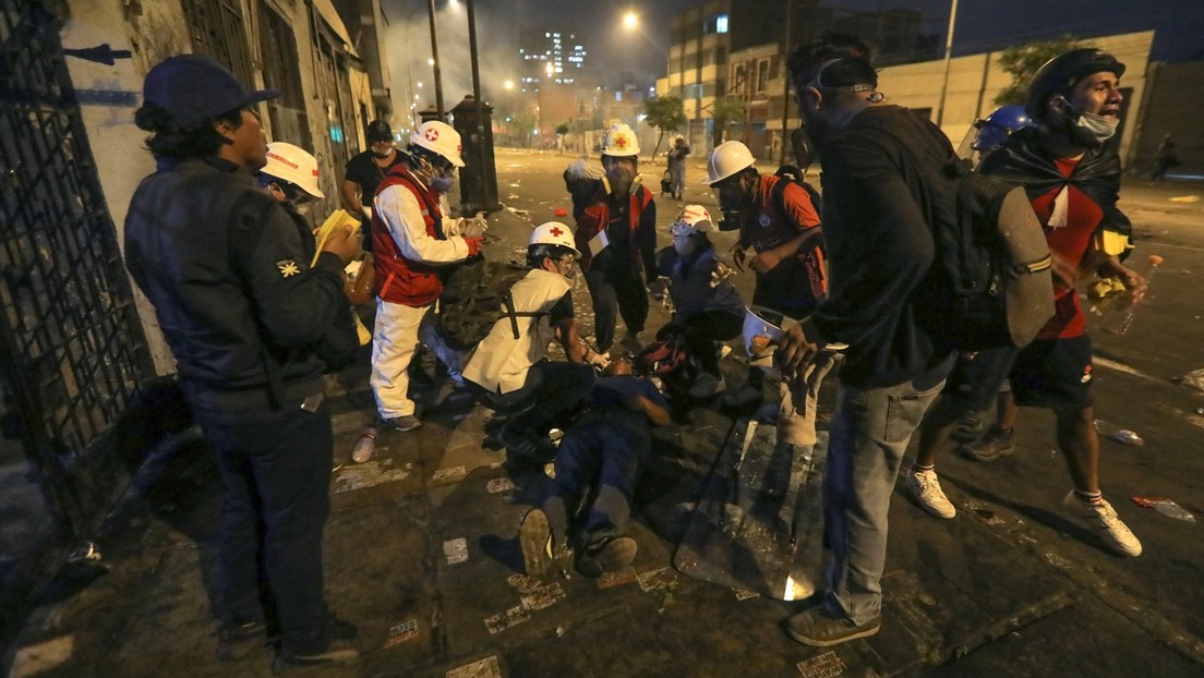 Zahl der Toten bei Protesten in Peru steigt an: Mann durch Tränengasgranate getötet