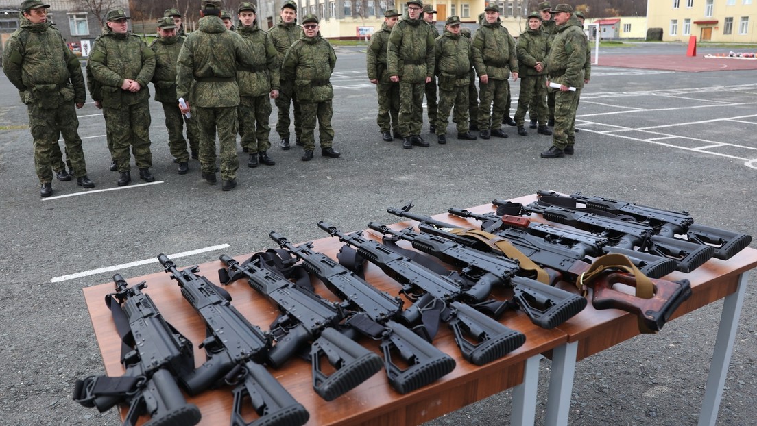 Rostec-Chef: Serienproduktion moderner Kalaschnikow-Gewehre Typ AK-12 beginnt in diesem Jahr