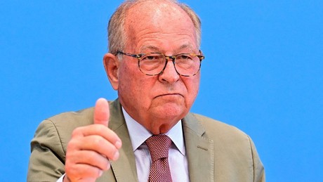 Ex-Chef der Münchner Sicherheitskonferenz Ischinger fordert "EU-Kriegswirtschaft"