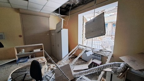 Liveticker Ukraine-Krieg: Ukraine beschießt mit HIMARS ziviles Krankenhaus in der LVR – 14 Tote