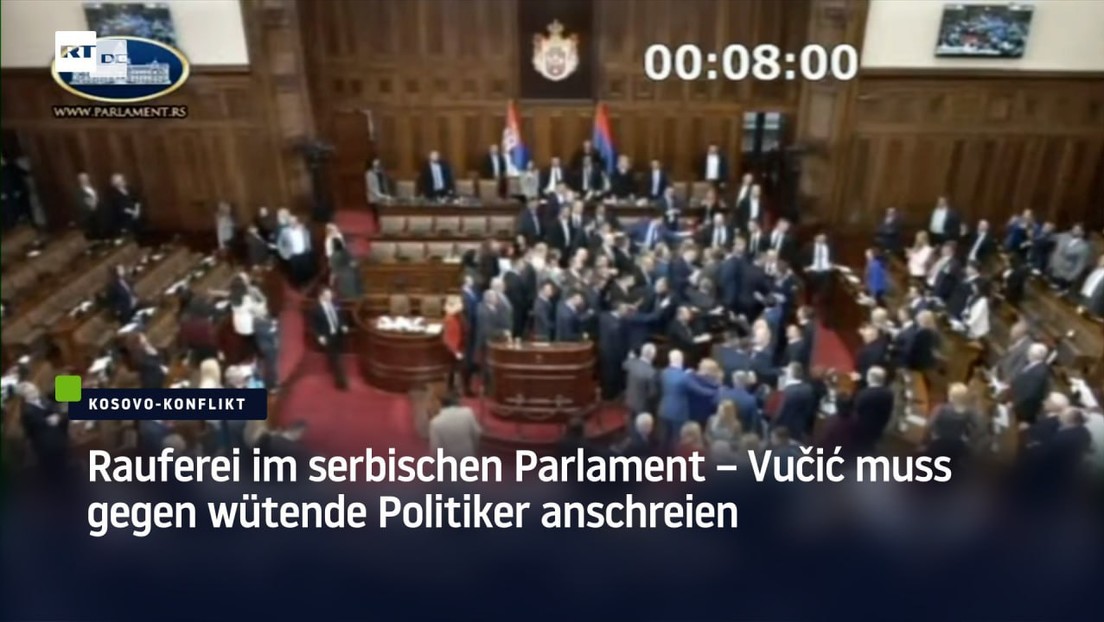 Rauferei im serbischen Parlament – Vučić muss gegen wütende Politiker anschreien
