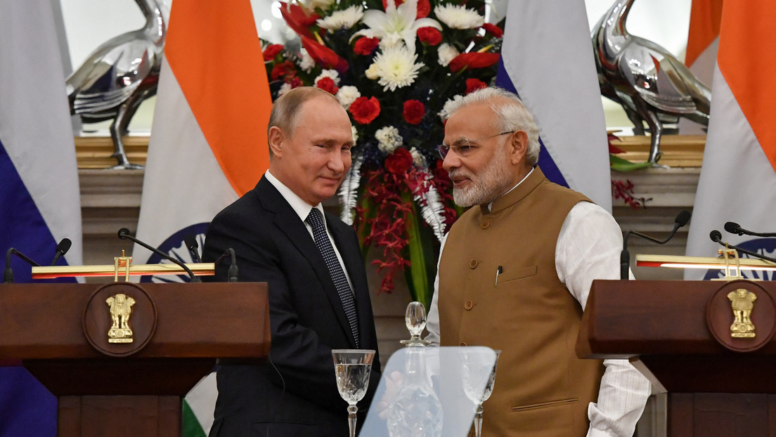 Abschied vom Dollar: Indische Raffinerien bezahlen russisches Rohöl in emiratischer Währung