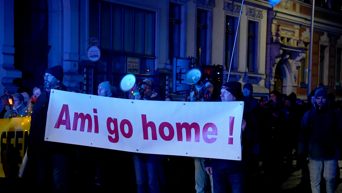 Protestbewegung gespalten? Ein Teil von "Leipzig steht auf" verlegt Demonstrationen auf Mittwoch