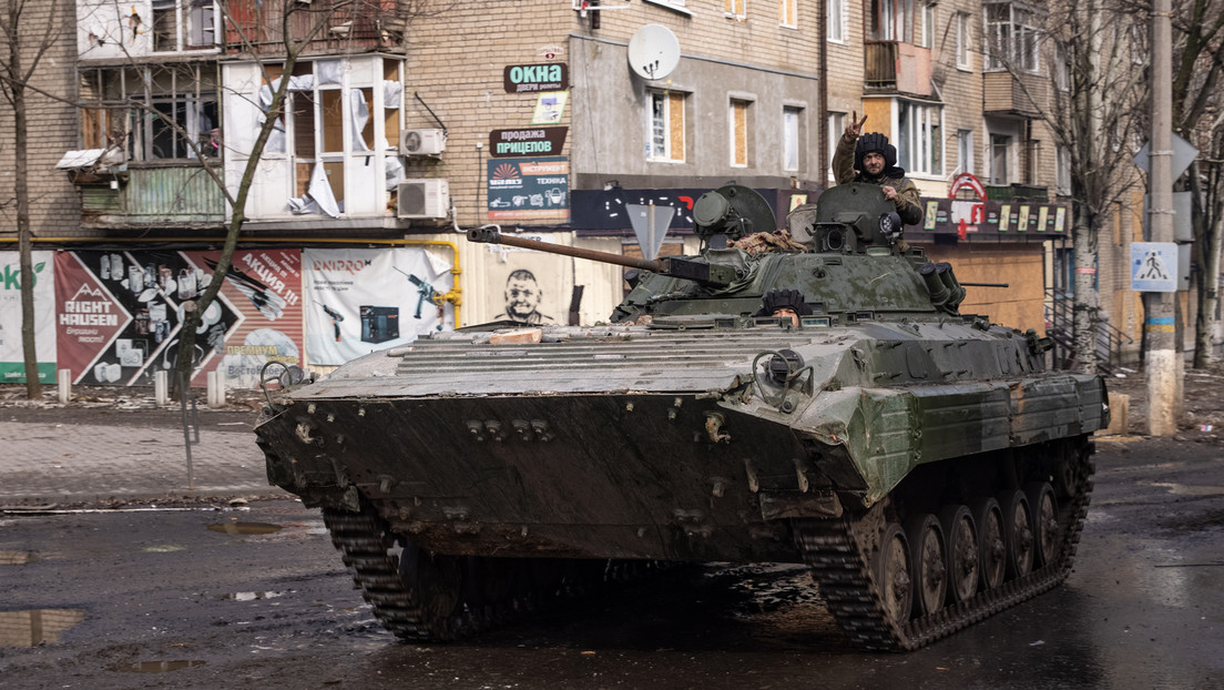 "Strategischer Rückzug": Selenskijs Berater räumt Flucht ukrainischen Militärs aus Artjomowsk ein