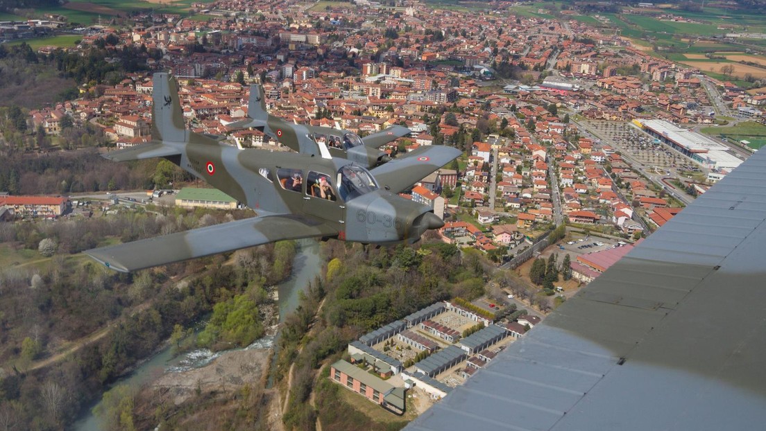 Zwei italienische Militärflugzeuge stoßen bei Trainingsflug zusammen – beide Piloten tot