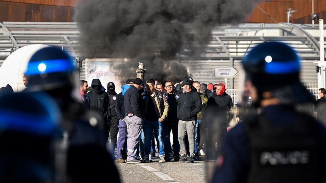 Fast tausend Demonstranten in Frankreich seit Donnerstag festgenommen