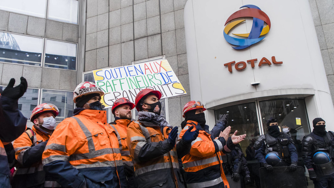Französischer Total-Konzern kauft in Shanghai LNG – in Yuan