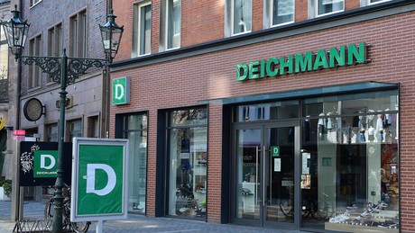 Krisen- und Insolvenzticker: Konsumflaute: Jedes zehnte Schuhgeschäft muss schließen