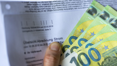 Krisen- und Insolvenzticker: Stromkonzerne erhöhen Rechnungen trotz sinkender Großhandelspreise