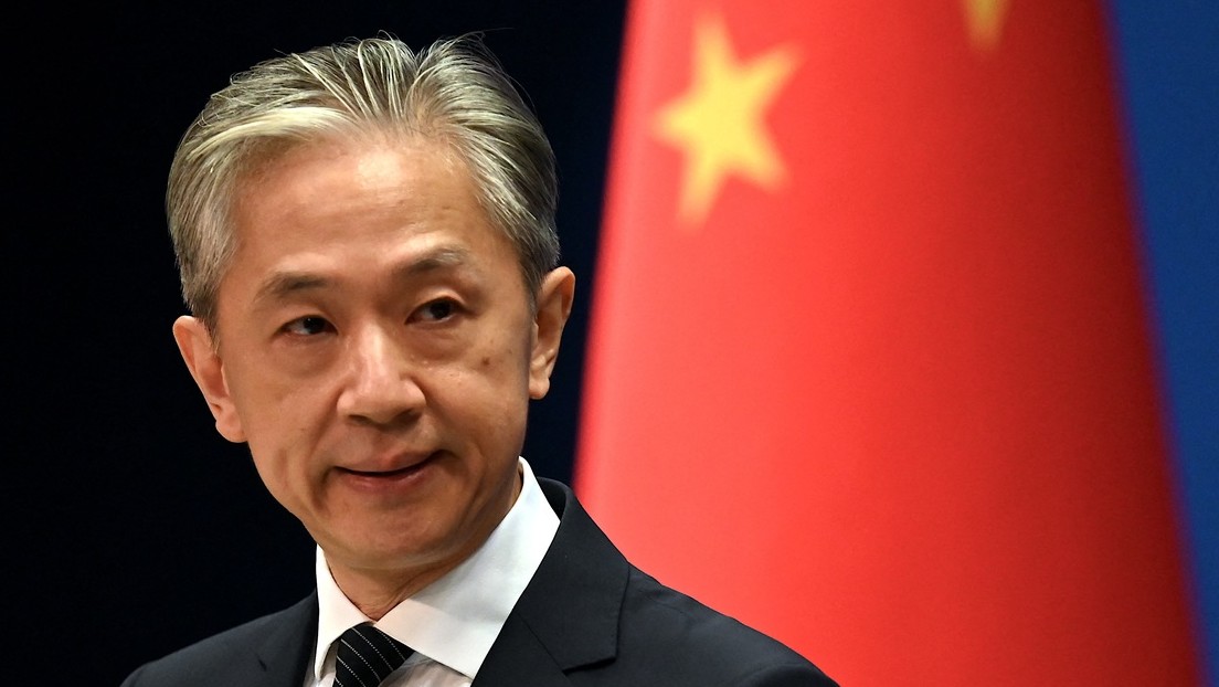 Wang Wenbin: "Moskau und Peking entwickeln eine neue Art von Beziehungen zwischen Großmächten"