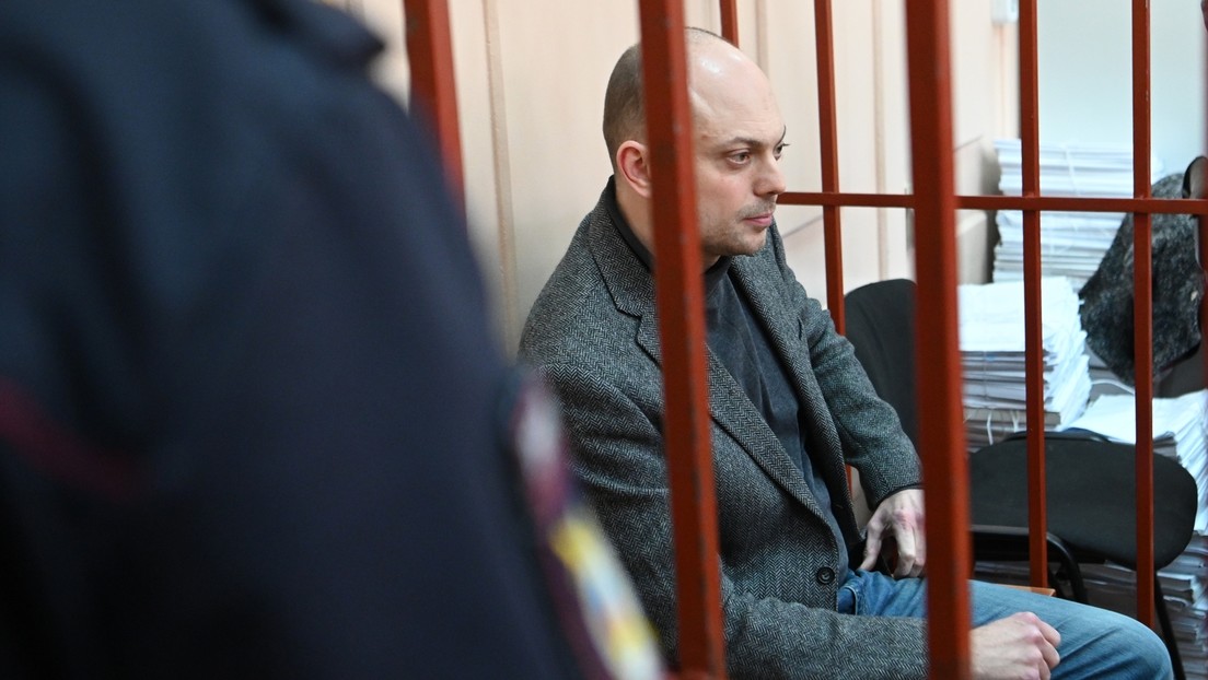Russland: Oppositionspolitiker Kara-Mursa zu 25 Jahren Haft verurteilt
