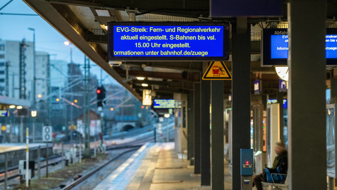 Bahn kündigt Warnstreik für Freitag an