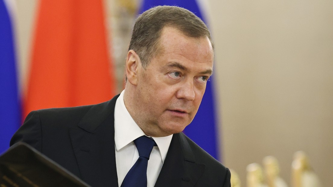 Medwedew: Bei Krim-Angriff antwortet Russland mit Vernichtung ukrainischer Armee und Regierung