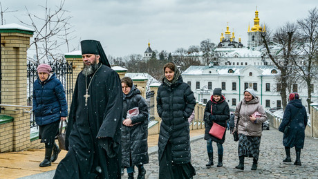 Bollwerk gegen die globalistische Weltdiktatur: Warum Kiew so hart gegen die Kirche vorgeht