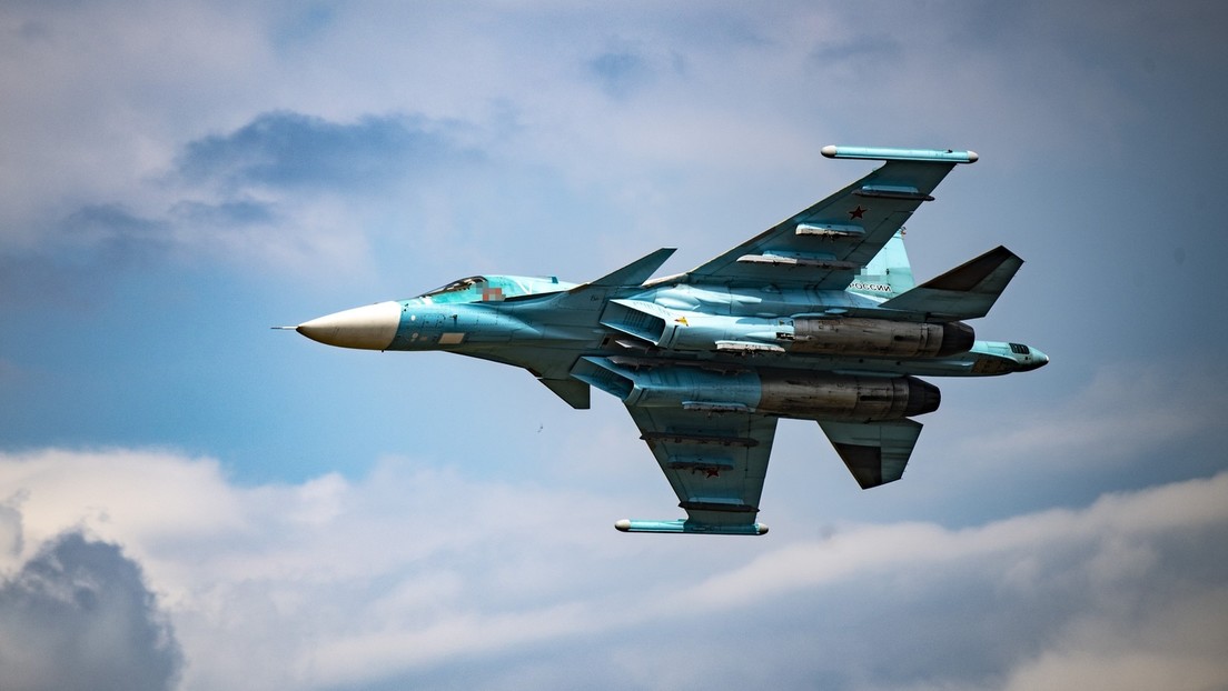 Kampfflugzeug vom Typ Su-34 stürzt im russischen Grenzgebiet Brjansk ab