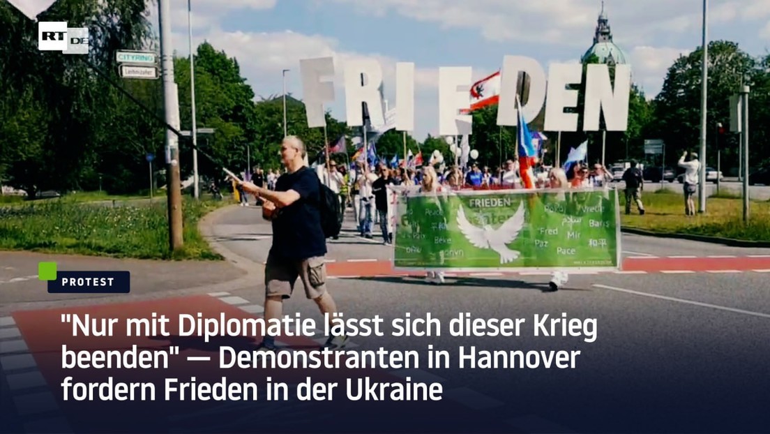 Demonstranten in Hannover fordern Frieden in der Ukraine
