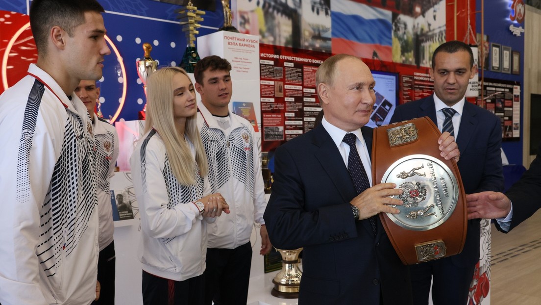 Russland mit Putin: Weg vom Dauerausnahmezustand des 20. Jahrhunderts zu Norm der Stabilität