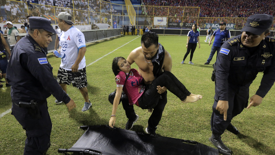 Tragödie vor Fußballspiel in El Salvador: Mindestens zwölf Tote und 100 Verletzte bei Gedränge