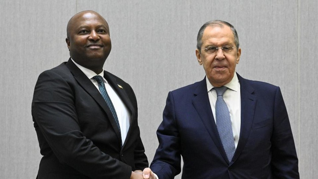 LIVE: Außenminister Russlands und Burundis geben gemeinsame Pressekonferenz