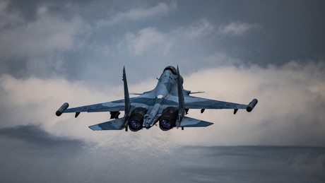 Polnische Behörden: Russische Luftwaffe fängt polnisches Flugzeug über dem Schwarzen Meer ab