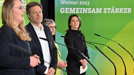 Marmor, Stein und Eisen bricht – aber nicht die Liebe der deutschen Medien zu den Grünen