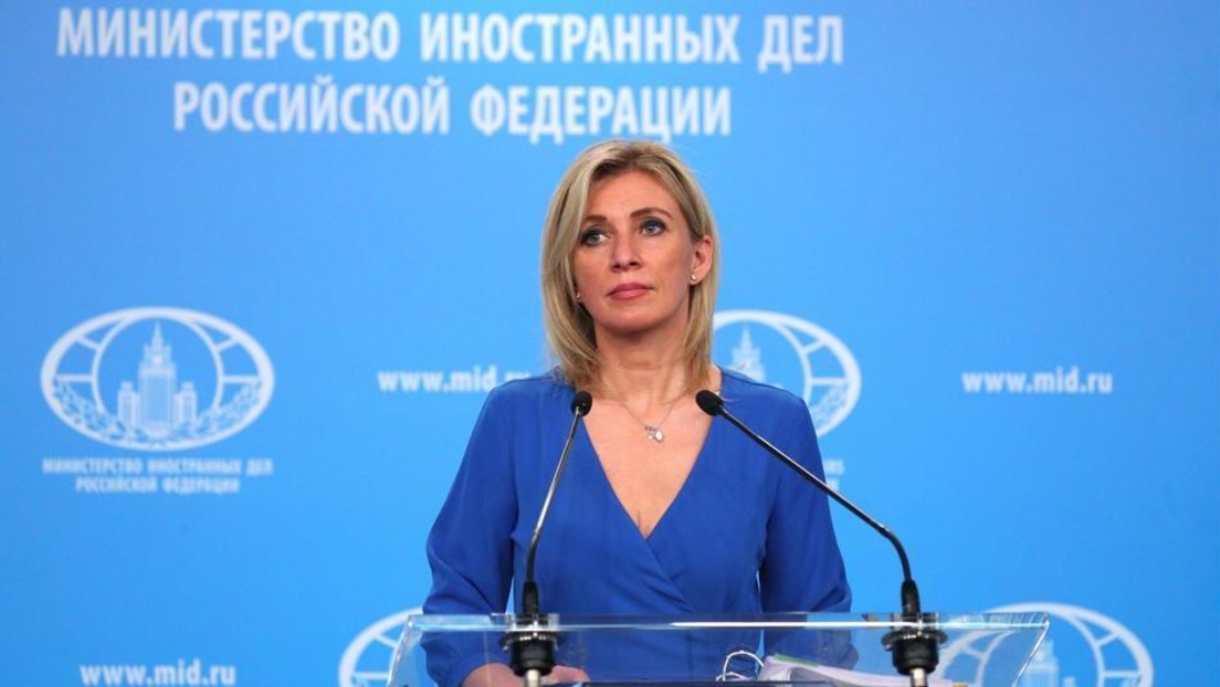 LIVE: Russlands Außenamtssprecherin Maria Sacharowa gibt wöchentliche Pressekonferenz