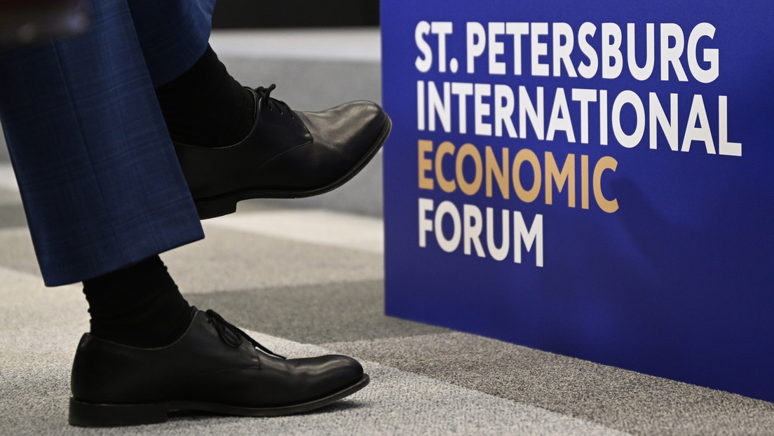 Gouverneur: Delegierte aus über 100 Ländern nehmen am Sankt Petersburger Wirtschaftsforum teil