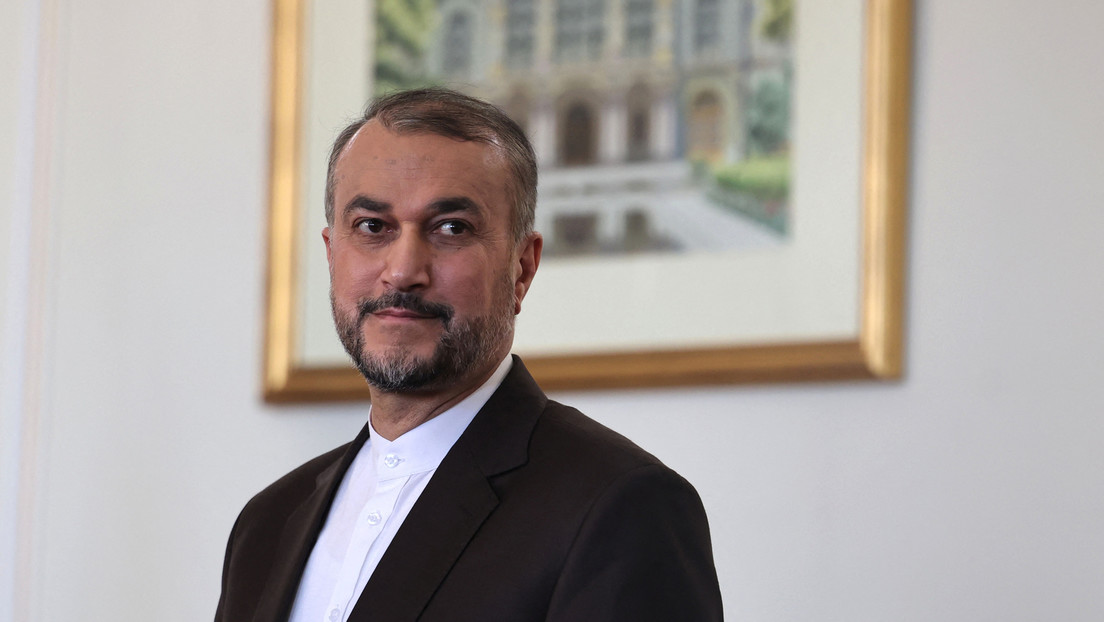 Iranischer Außenminister besucht Oman: Indirekte Gespräche mit den USA gewinnen an Fahrt