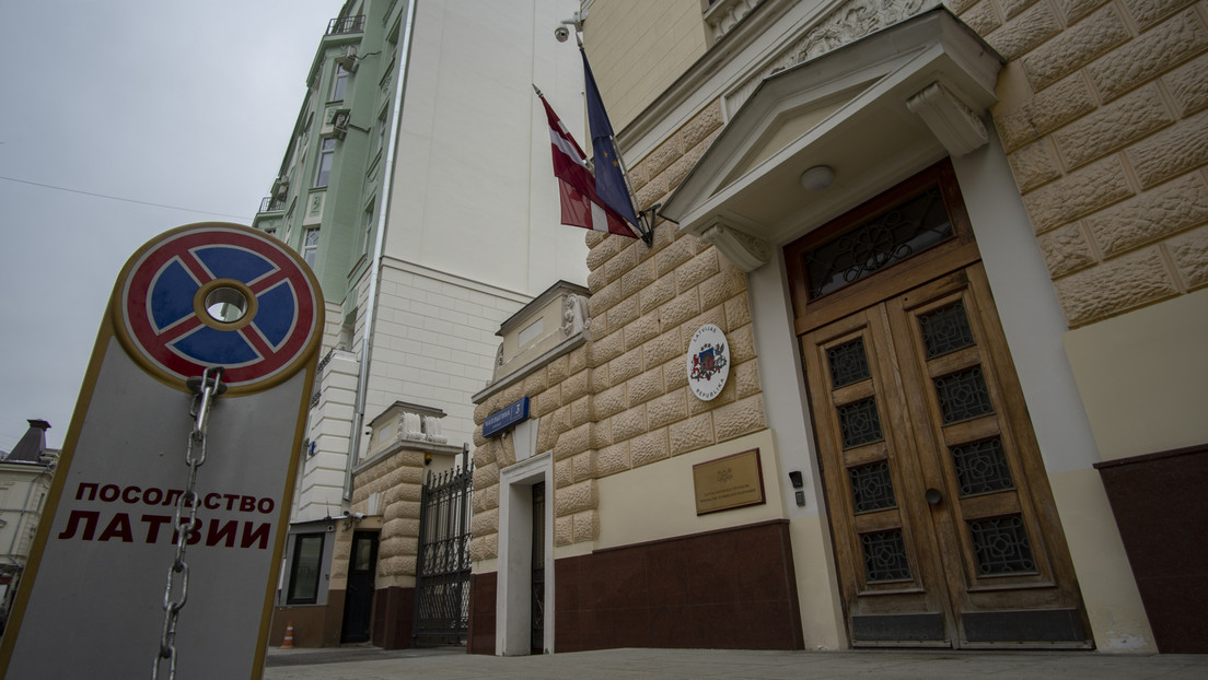 "Aufgrund der unvorhersehbaren Entwicklung": Lettland erteilt keine Visa mehr an Russen