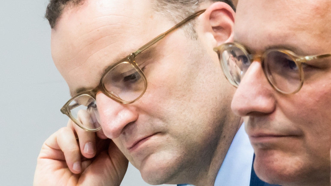 Bisschen absurd: Ex-Skandal-Minister Spahn schwadroniert über Landesverräter
