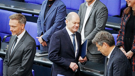 Krisen- und Insolvenzticker: Deutsche Unternehmer kritisieren Gängelung durch Bundesregierung