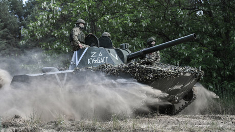 Russischer Verteidigungsminister: 246 ukrainische Panzer während Kiews Gegenoffensive zerstört