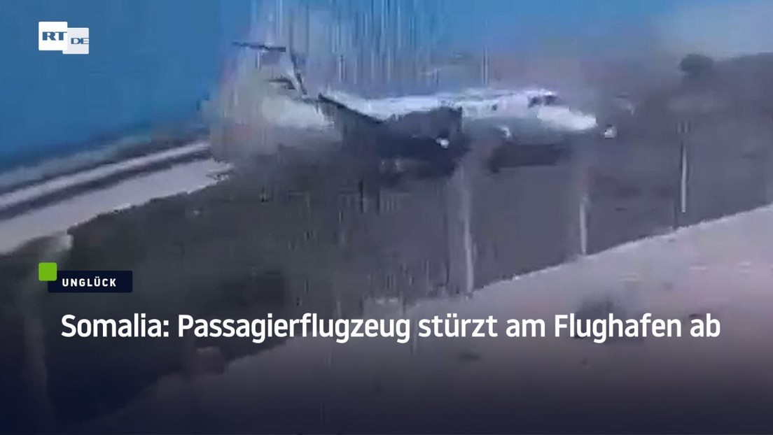 Somalia: Passagierflugzeug stürzt am Flughafen ab