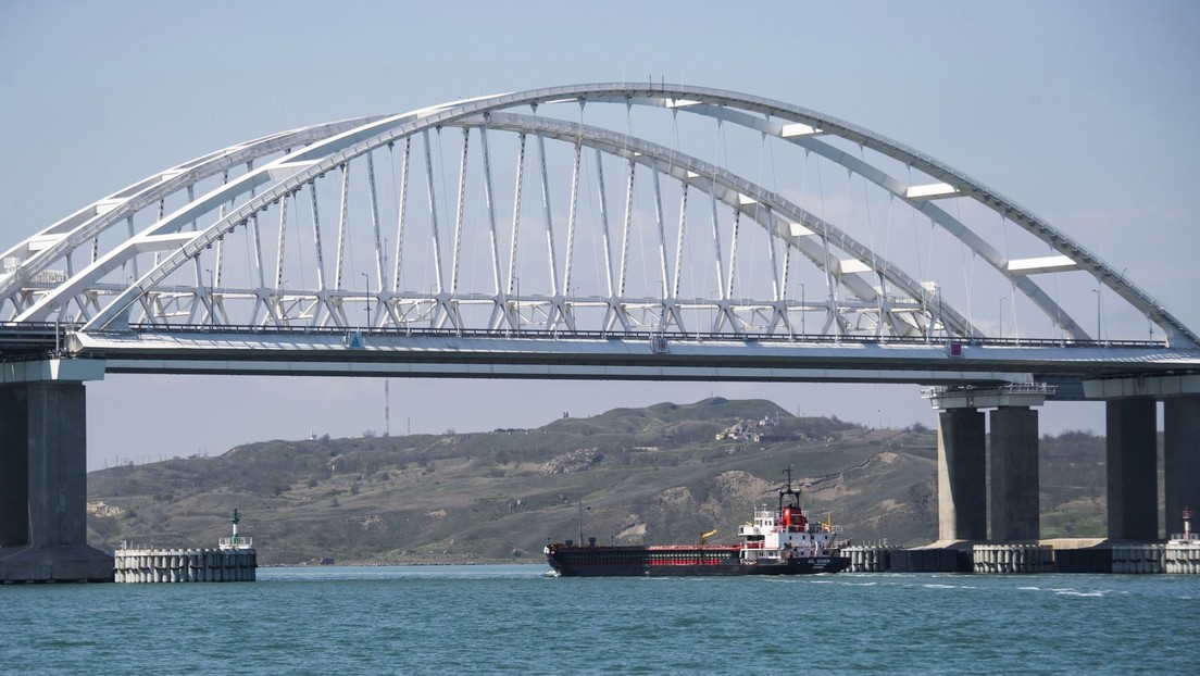 Wurden Tanker zum Angriff auf die Krim-Brücke genutzt?