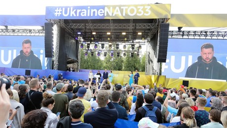 "Die Zukunft der Ukraine ist in der NATO ...": Beitrittsformel für Kiew beim NATO-Gipfel beschlossen